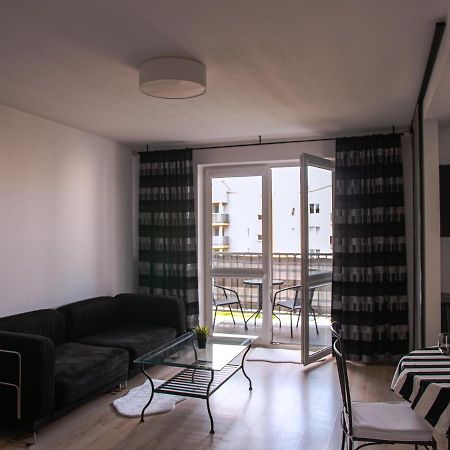 Sdh 2 Radzymin Comfortable Apartment Near Warsaw Екстериор снимка