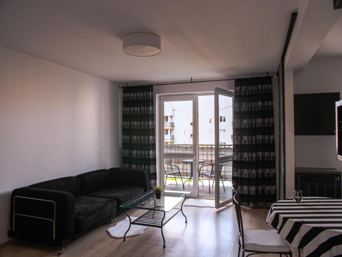 Sdh 2 Radzymin Comfortable Apartment Near Warsaw Екстериор снимка