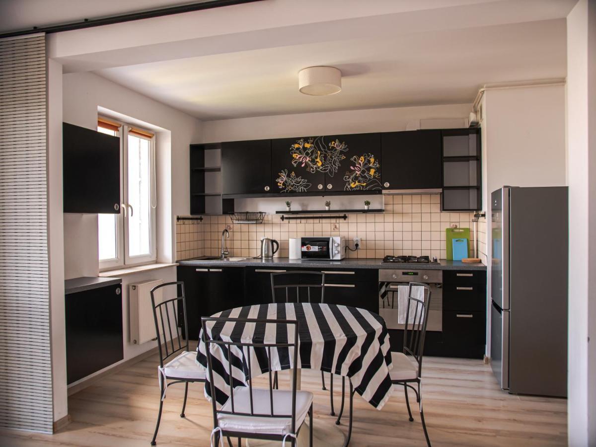 Sdh 2 Radzymin Comfortable Apartment Near Warsaw Екстериор снимка